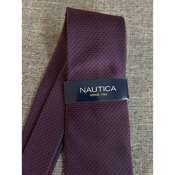 Nautica Mens Necktie Red And Blue Geometric 100% Silk New - Picture 1 of 6